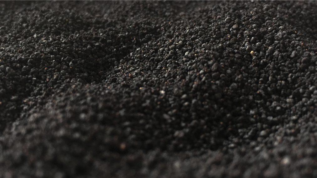 Mikrogranuláty – detail štruktúry jemného hnojiva Best STARTER MAXIMUM C+